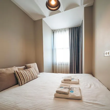Galata Guest Teori Bed & Breakfast *